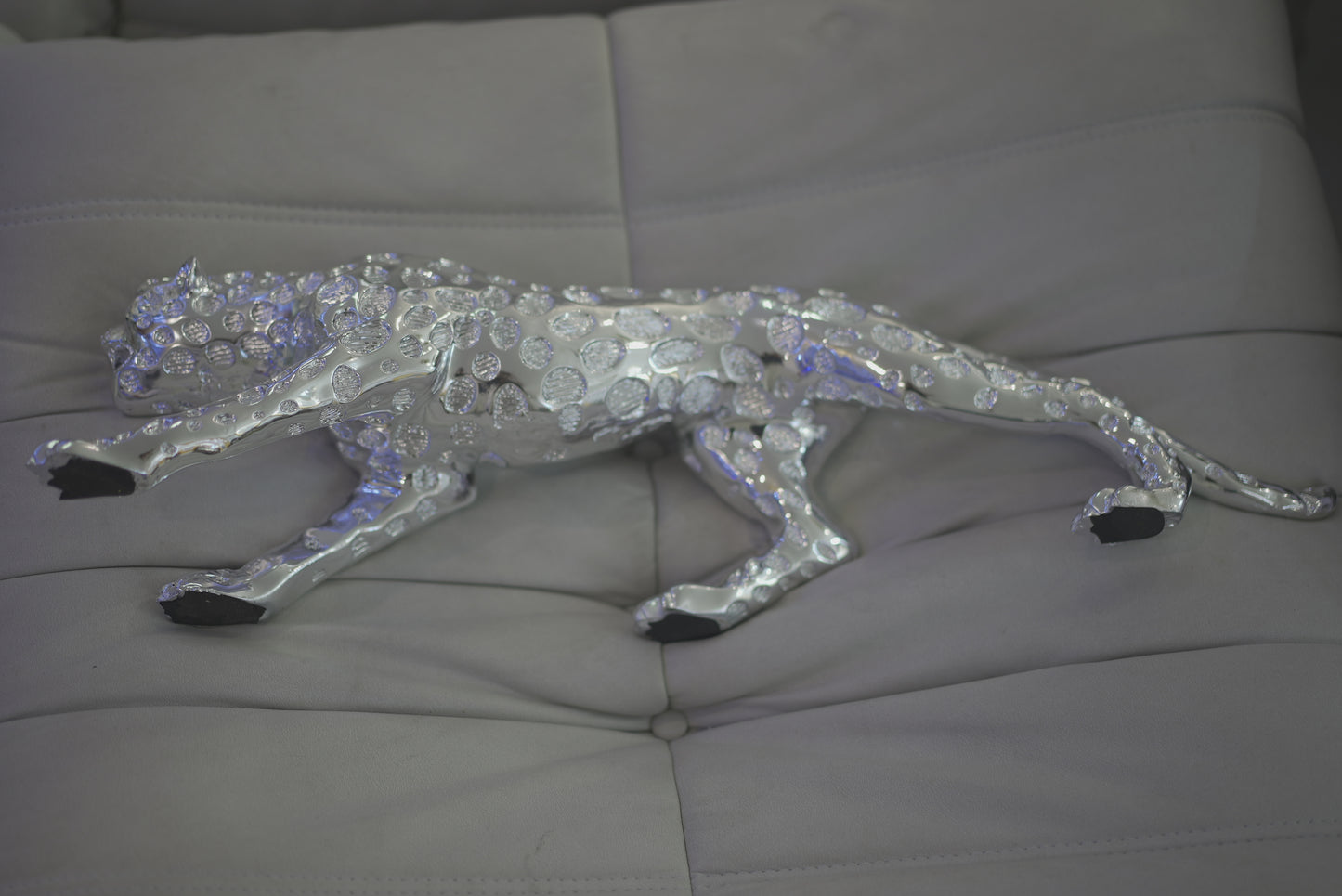 Golden / Sliver Leopard Decor Statue