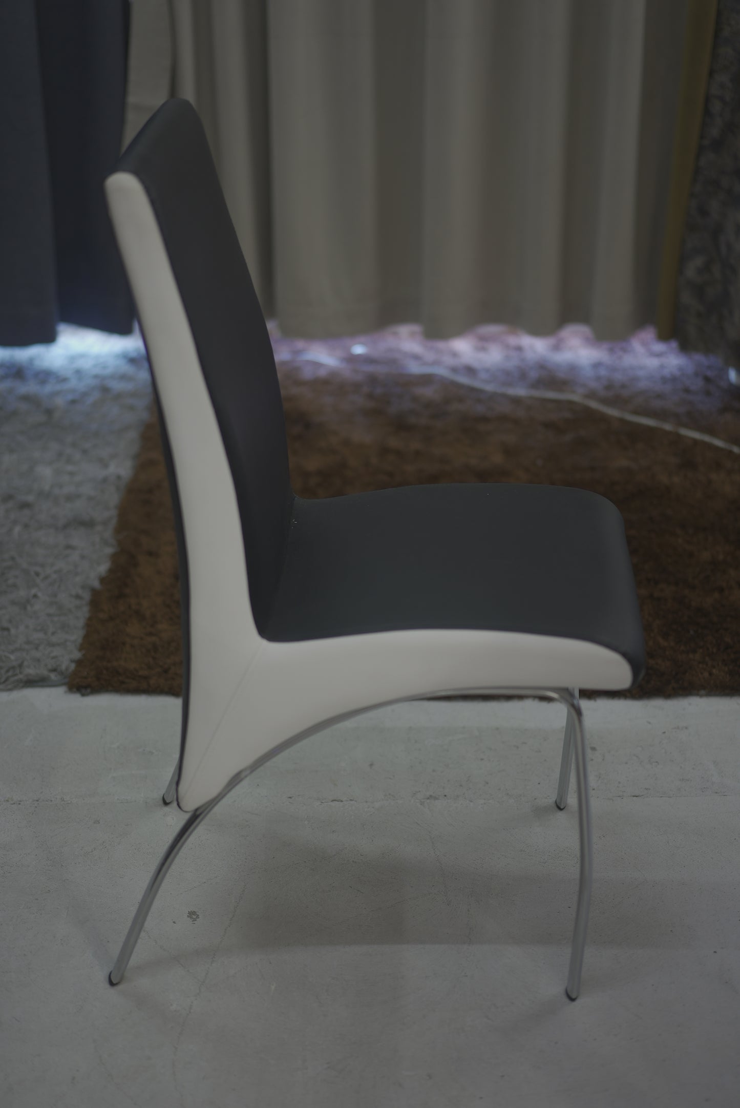 Black Leather Steel Frame Dinning Chair