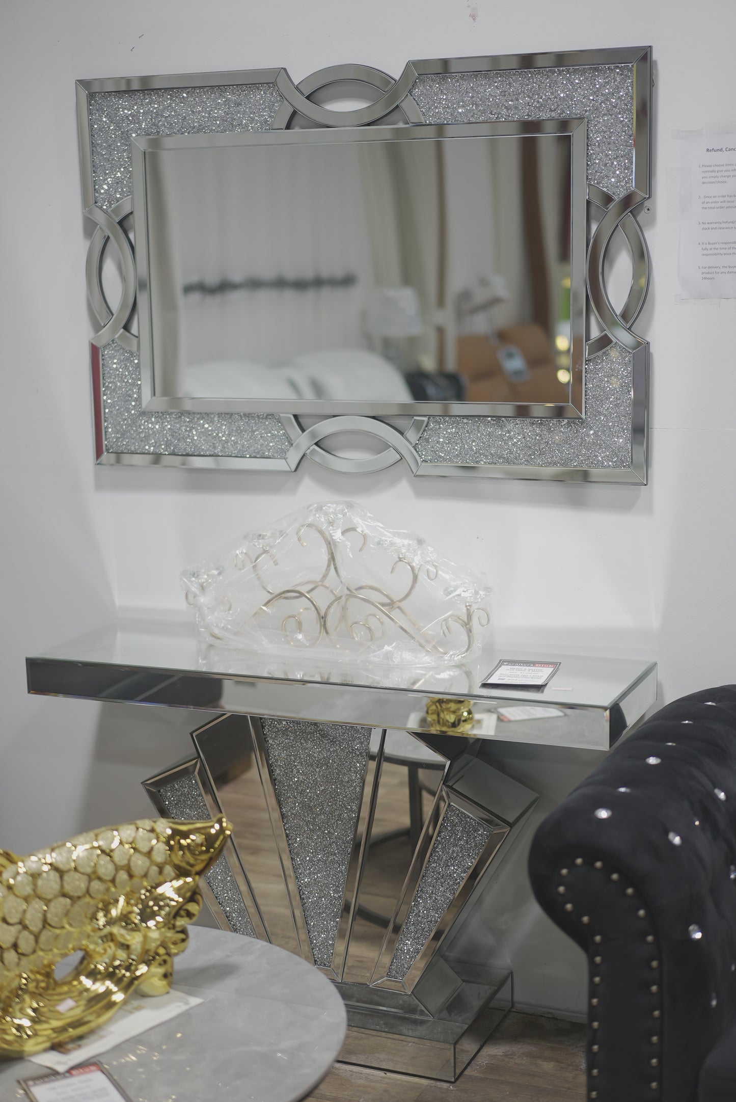 Crossed Reverse Arc Pattern Mirror